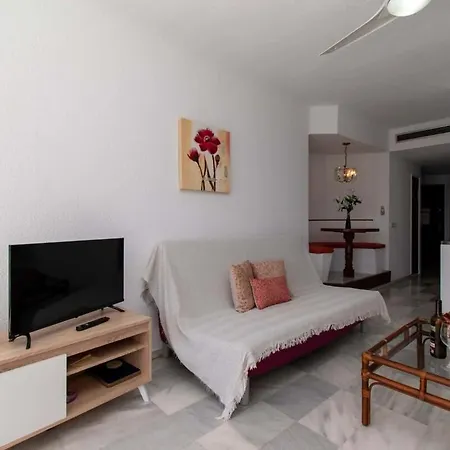 Club Atlantis 35 - One Bed Адехе