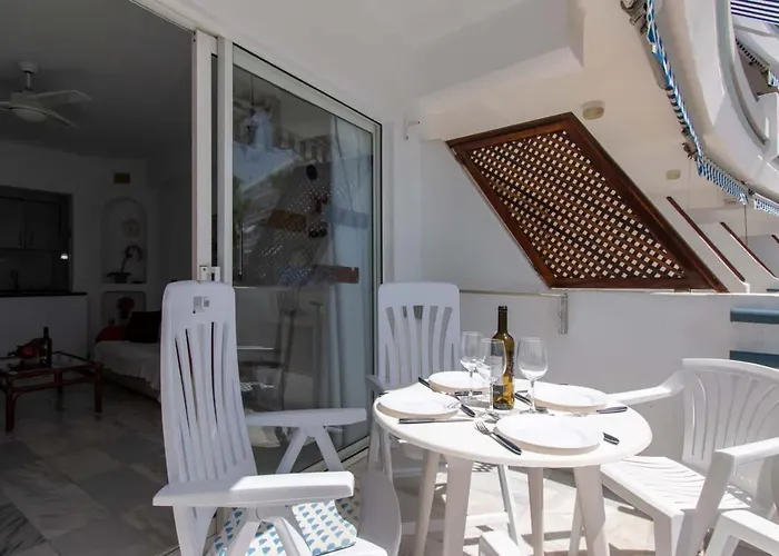 Club Atlantis 35 - One Bed * Costa Adeje (Tenerife)