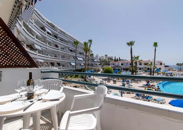 Club Atlantis 35 - One Bed Costa Adeje (Tenerife)