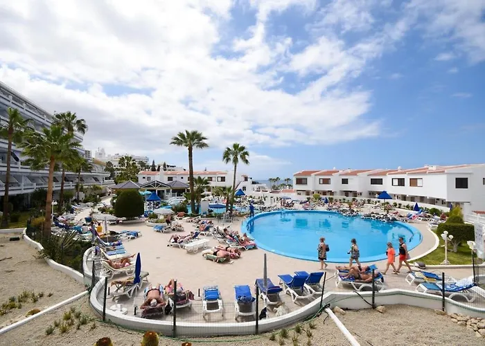 Club Atlantis 35 - One Bed Apartment Costa Adeje (Tenerife)